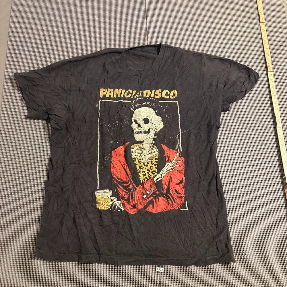 Panic! At The Disco Death of a Bachelor T-Shirt Black Est. L
